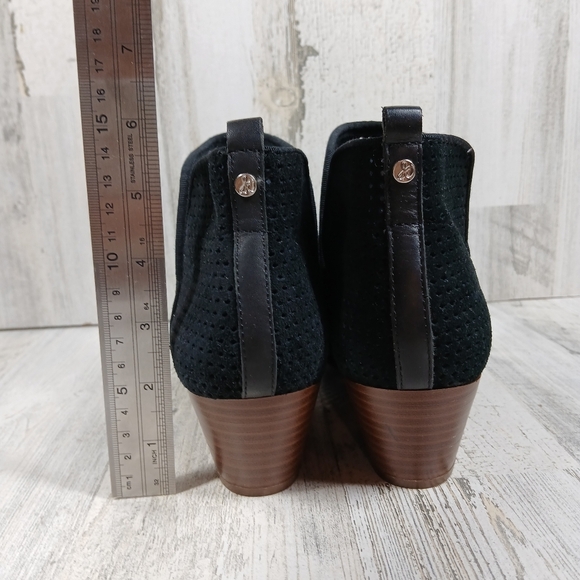 Sam Edelman Paula Ankle Boots Perforated Suede Blk Stacked Heel # 546 - Picture 8 of 12